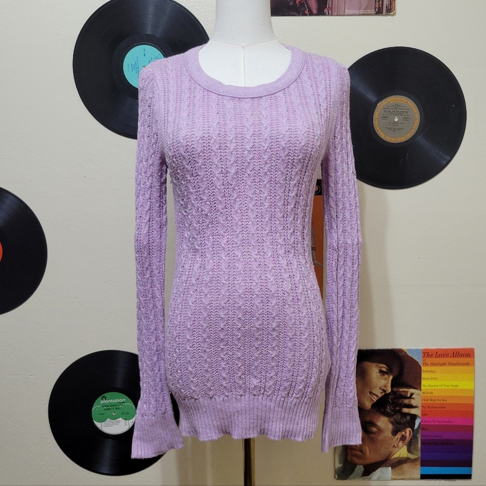 American Eagle Outfitters | 2013 Delicate Lavender Sweater